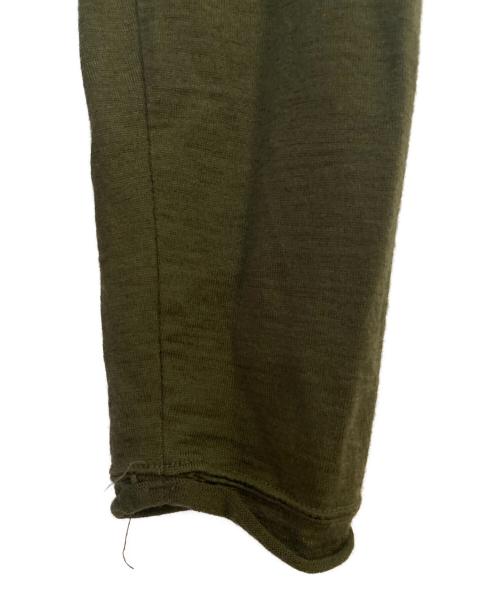 ISSEY MIYAKE（イッセイミヤケ）ISSEY MIYAKE (イッセイミヤケ) ニットロングスリーブカットソー カーキ サイズ:2の古着・服飾アイテム