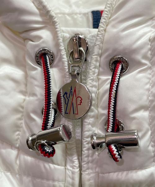 MONCLER（モンクレール）MONCLER (モンクレール) SASSIERE/ダウンジャケット ホワイト サイズ:2の古着・服飾アイテム