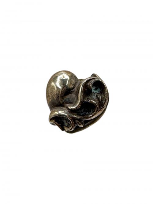 CHROME HEARTS（クロムハーツ）CHROME HEARTS (クロムハーツ) HEART STUD EARRING　ハートスタッドピアス シルバーの古着・服飾アイテム