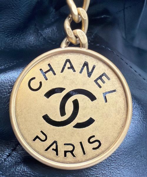CHANEL（シャネル）CHANEL (シャネル) CHANEL 22 Small Handbag シャネル22 スモールハンドバッグ ブラック サイズ:スモールの古着・服飾アイテム