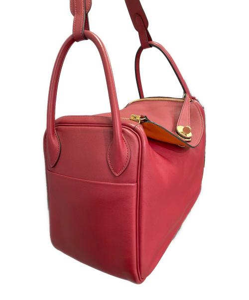 HERMES（エルメス）HERMES (エルメス) Lindy 30 リンディ 30/ゴールド金具/カーフ/X刻印:2016年製 レッド×オレンジ サイズ:30の古着・服飾アイテム