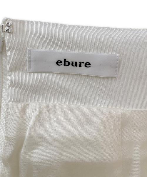 ebure（エブール）ebure (エブール) オーガニックコットン サテン ボリューム フレア ロングスカート ホワイト サイズ:36の古着・服飾アイテム