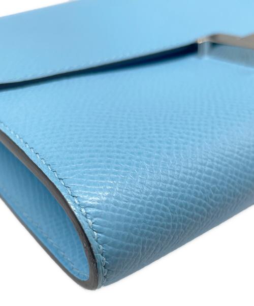 HERMES（エルメス）HERMES (エルメス) Constance Long To Go Wallet コンスタンス ロングトゥーゴー/ヴォーエプソン/スカイブルー/シルバー金具/W刻印:2024年製 スカイブルーの古着・服飾アイテム