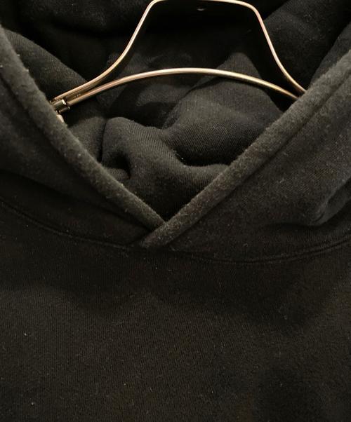 A BATHING APE（アベイシングエイプ）A BATHING APE (アベイシングエイプ) black market COMME des GARCONS (ブラックマーケットコムデギャルソン) ブラックマーケット シャーク プルオーバー フーディ ブラック サイズ:2XLの古着・服飾アイテム