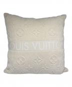 LOUIS VUITTONルイ ヴィトン）の古着「LV Vacation Cushion クッション・LV バケーション/M78815」
