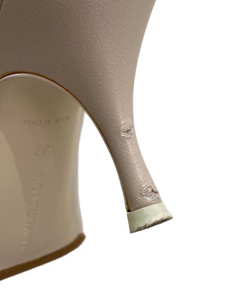 BOTTEGA VENETA（ボッテガベネタ）BOTTEGA VENETA (ボッテガベネタ) ポインテッドトゥパンプス アイボリー サイズ:37の古着・服飾アイテム