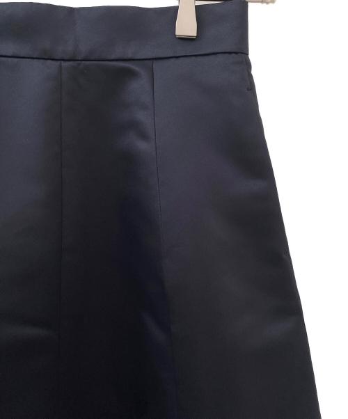 green label relaxing（グリーンレーベルリラクシング）green label relaxing (グリーンレーベルリラクシング) サテンフレアスカート ブラック サイズ:36の古着・服飾アイテム