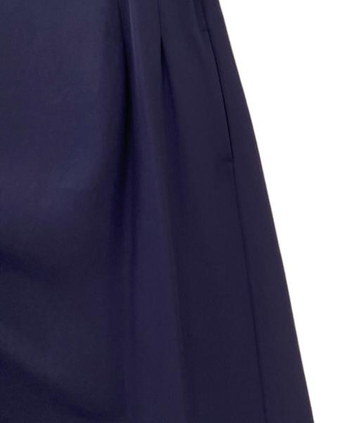 LOEFF（ロエフ）LOEFF (ロエフ) アセテート ギャバ スクエアネック ワンピース ネイビーの古着・服飾アイテム