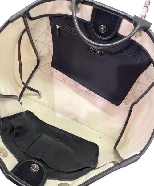 CHANEL（シャネル）CHANEL (シャネル) ドーヴィル GM/Deauville GM Tote Bag アイボリー×ブラック サイズ:GMの古着・服飾アイテム