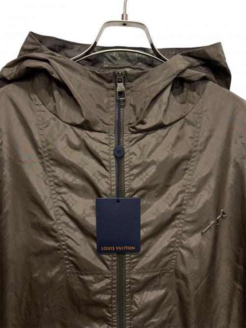 LOUIS VUITTON（ルイ ヴィトン）LOUIS VUITTON (ルイ ヴィトン) ナイロンコート カーキ サイズ:58の古着・服飾アイテム