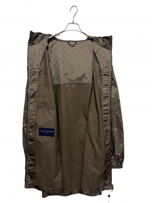 LOUIS VUITTON（ルイ ヴィトン）LOUIS VUITTON (ルイ ヴィトン) ナイロンコート カーキ サイズ:58の古着・服飾アイテム