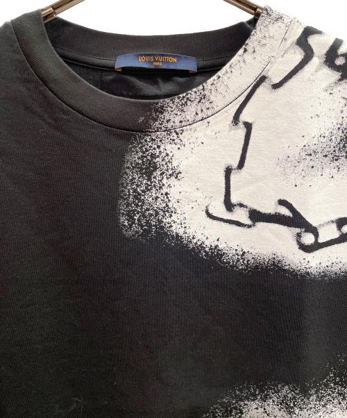 LOUIS VUITTON（ルイ ヴィトン）LOUIS VUITTON (ルイ ヴィトン) Spray Chain Print Tee/HIY17W ブラック サイズ:Sの古着・服飾アイテム