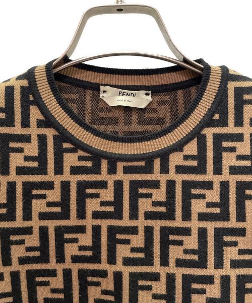 FENDI（フェンディ）FENDI (フェンディ) Zucca Cropped Knit Sweater ズッカ柄ショート丈ニット/FZY703 A5QG サイズ:36の古着・服飾アイテム