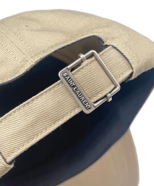 Saint Laurent Paris（サンローランパリ）Saint Laurent Paris (サンローランパリ) ロゴベースボールキャップ/Logo Baseball Cap/778063 3YP19 ベージュ サイズ:57の古着・服飾アイテム