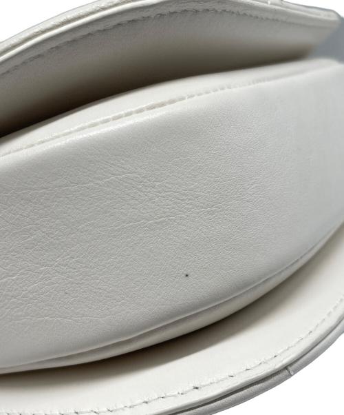 CHANEL（シャネル）CHANEL (シャネル) マトラッセ ラウンドムーン メッセンジャー ショルダーバック/Matelassé Round Moon Messenger Shoulder Bag/AS2484 ホワイトの古着・服飾アイテム