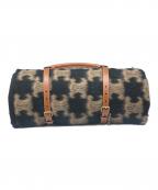 CELINEセリーヌ）の古着「Blanket & Blanket Holder ブランケット＆ブランケットホルダー/4M0783DP3」