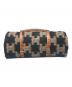 CELINE（セリーヌ）の古着「Blanket & Blanket Holder ブランケット＆ブランケットホルダー/4M0783DP3」