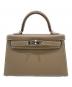 HERMES（エルメス）の古着「ミニケリー2 19/HERMÈS Mini Kelly II 19 Sellier Epsom Étoupe/エトゥープ エプソン B刻印 2023 ショルダーバッグ セリエ」｜エトゥープ