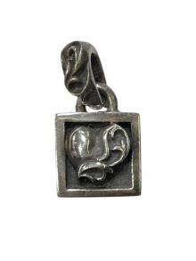 CHROME HEARTS（クロムハーツ）の古着「FRAMED HEART」｜シルバー