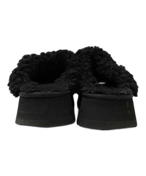 UGG（アグ）UGG (アグ) マキシ カーリー プラットフォーム ブラック サイズ:22の古着・服飾アイテム