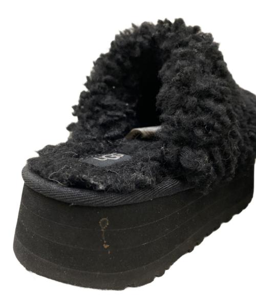 UGG（アグ）UGG (アグ) マキシ カーリー プラットフォーム ブラック サイズ:22の古着・服飾アイテム
