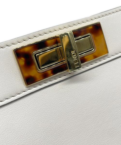 FENDI（フェンディ）FENDI (フェンディ) Peekaboo ISeeU Medium Bag ピーカブー アイシーユー ミディアム/8BN321 AF2J F1BA9 サイズ:ミディアム/mediumの古着・服飾アイテム
