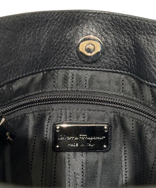 Salvatore Ferragamo（サルヴァトーレ フェラガモ）Salvatore Ferragamo (サルヴァトーレ フェラガモ) ショルダーバッグ ブラックの古着・服飾アイテム