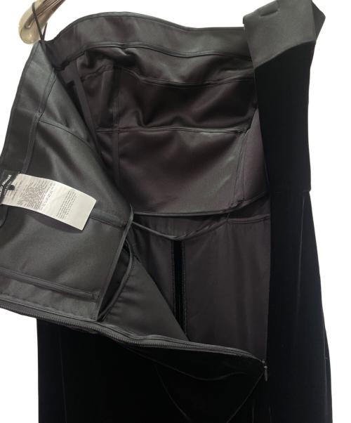 GIORGIO ARMANI（ジョルジオアルマーニ）GIORGIO ARMANI (ジョルジオアルマーニ) ベアトップベロアドレスワンピース ブラック サイズ:42の古着・服飾アイテム