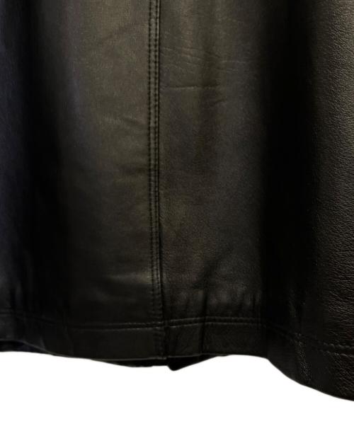 VERSACE CLASSIC V2（ヴェルサーチクラシック）VERSACE CLASSIC V2 (ヴェルサーチクラシック) レザーダッフルコート ブラック サイズ:Lの古着・服飾アイテム