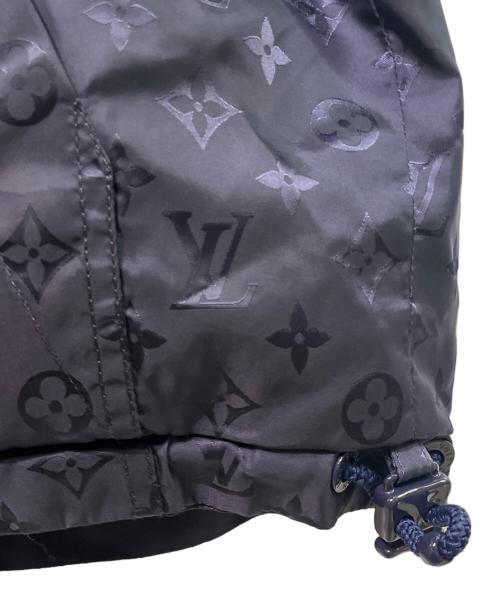 LOUIS VUITTON（ルイ ヴィトン）LOUIS VUITTON (ルイ ヴィトン) リバーシブルモノグラムナイロンジャケット/Reversible Monogram Nylon Jacket/RM221Q DD4 HLB46W ネイビー サイズ:50の古着・服飾アイテム