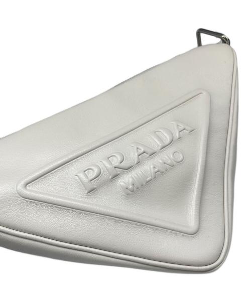 PRADA（プラダ）PRADA (プラダ) トライアングル レザー ショルダーバッグ/トライアングルショルダーバッグ	 ホワイトの古着・服飾アイテム