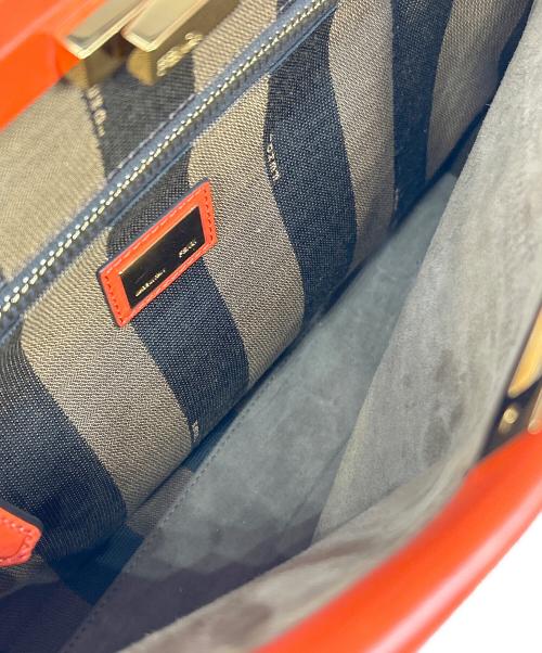 FENDI（フェンディ）FENDI (フェンディ) ピーカブー ミディアム/Peekaboo Medium Bag/8BN226 オレンジ サイズ:ミディアム/mediumの古着・服飾アイテム
