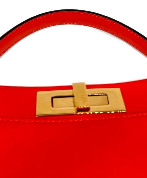 FENDI（フェンディ）FENDI (フェンディ) ピーカブー ミディアム オレンジ サイズ:ミディアムの古着・服飾アイテム