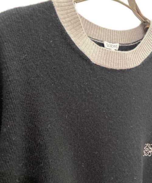 LOEWE（ロエベ）LOEWE (ロエベ) アナグラムクルーネックニット ブラック×カーキ サイズ:Sの古着・服飾アイテム