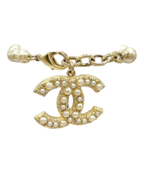 CHANEL（シャネル）CHANEL (シャネル) ココマークチャーム付パールブレスレット アイボリーの古着・服飾アイテム