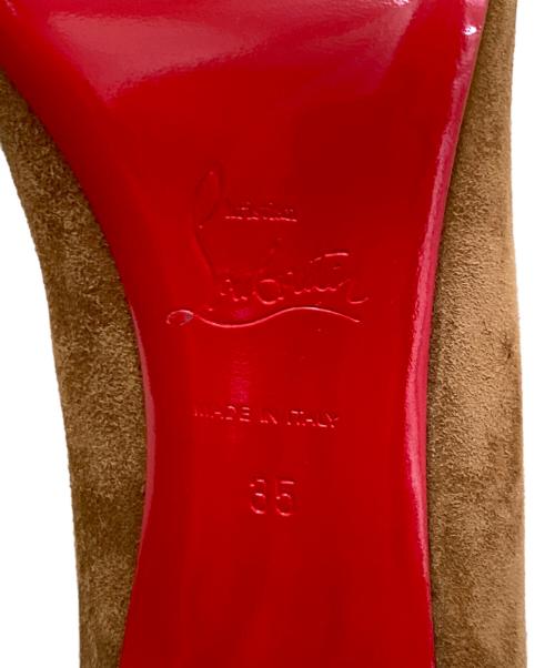 Christian Louboutin（クリスチャン・ルブタン）Christian Louboutin (クリスチャン・ルブタン) スウェードパンプス ベージュ サイズ:35の古着・服飾アイテム