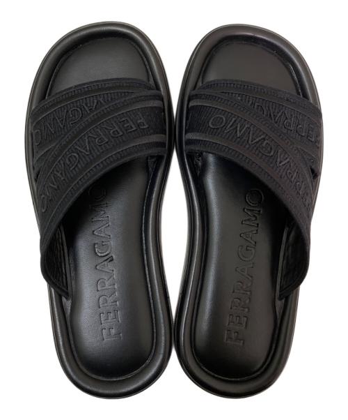 Ferragamo（フェラガモ）Ferragamo (フェラガモ) ロゴレザーサンダル ブラック サイズ:5の古着・服飾アイテム