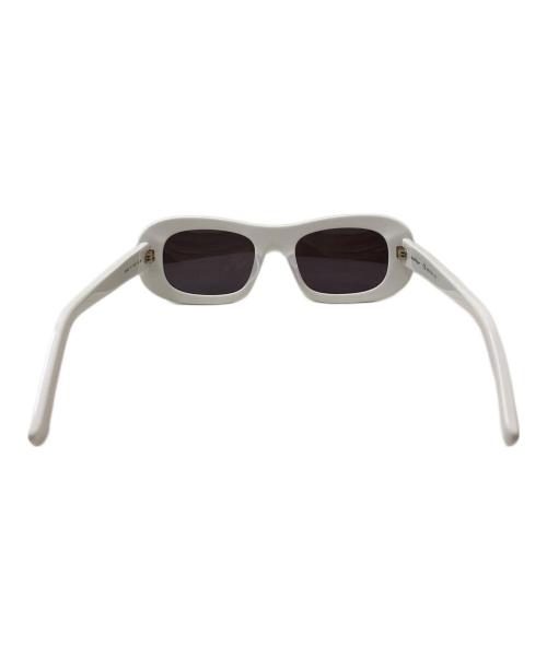 Salvatore Ferragamo（サルヴァトーレ フェラガモ）Salvatore Ferragamo (サルヴァトーレ フェラガモ) サングラス ホワイト サイズ:51□20-145の古着・服飾アイテム