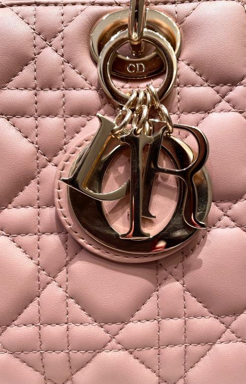 Christian Dior（クリスチャン ディオール）Christian Dior (クリスチャン ディオール) LADY DIOR My ABCDior スモールバッグ カナージュ ピンク サイズ:スモールの古着・服飾アイテム