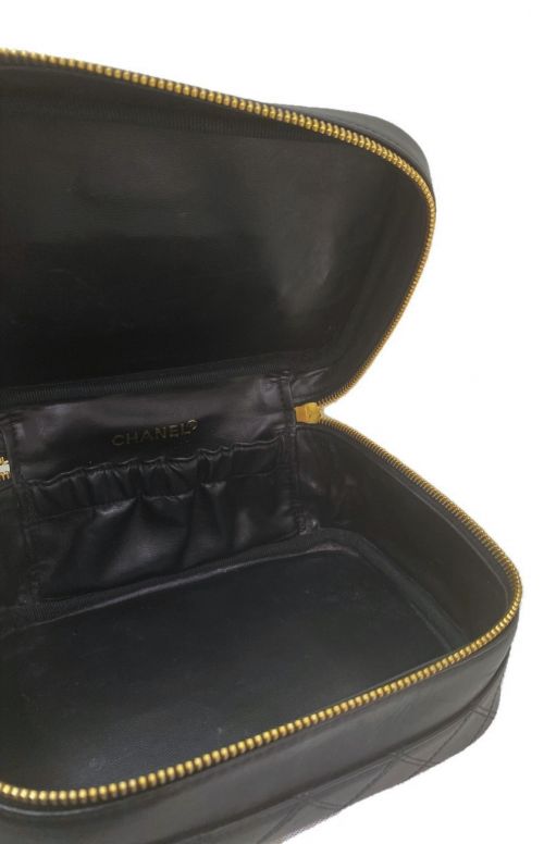 CHANEL（シャネル）CHANEL (シャネル) バニティポーチ ブラック サイズ:-の古着・服飾アイテム