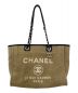 CHANEL（シャネル）の古着「ドーヴィルMM」｜ベージュ