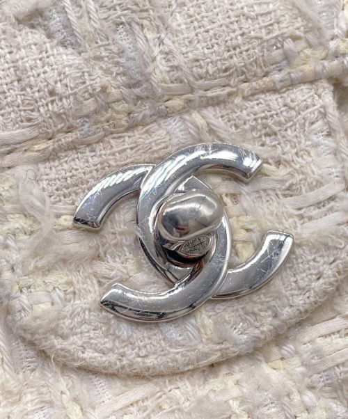 CHANEL（シャネル）CHANEL (シャネル) ダブルフラップマトラッセ アイボリー サイズ:25の古着・服飾アイテム