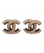 CHANELシャネル）の古着「ココマークフェイクパールイヤリング」