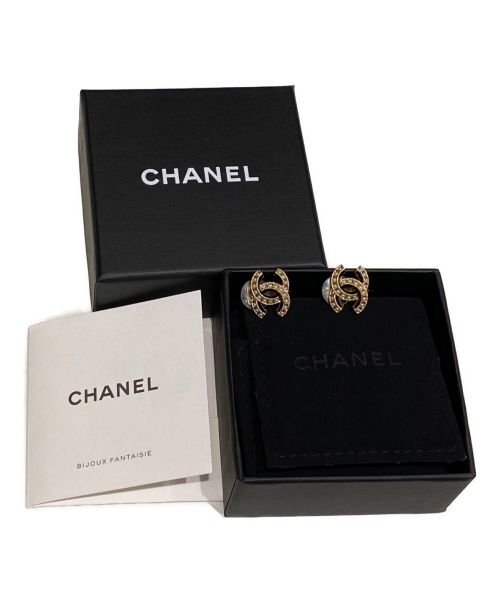 CHANEL（シャネル）CHANEL (シャネル) ココマークフェイクパールイヤリングの古着・服飾アイテム