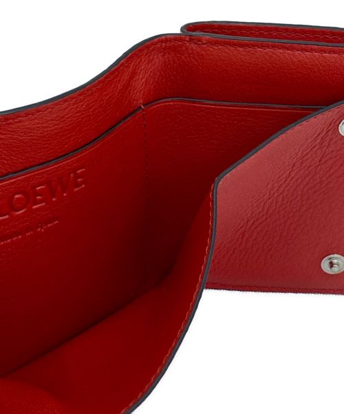 LOEWE（ロエベ）LOEWE (ロエベ) トライフォールドウォレット ショッキングピンク×レッドの古着・服飾アイテム