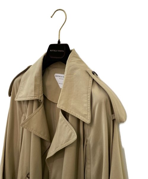 BOTTEGA VENETA（ボッテガベネタ）BOTTEGA VENETA (ボッテガベネタ) デザイントレンチコート ベージュ サイズ:38の古着・服飾アイテム