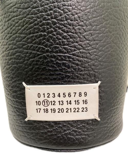 Maison Margiela（メゾンマルジェラ）Maison Margiela (メゾンマルジェラ) 5AC マイクロ バケット ブラック サイズ:マイクロの古着・服飾アイテム