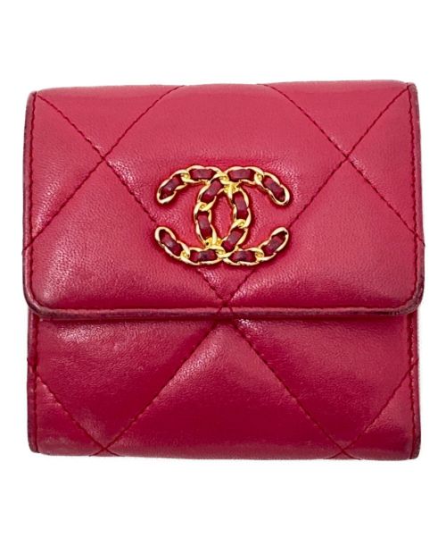 CHANEL（シャネル）CHANEL (シャネル) 3つ折り財布 ショッキングピンクの古着・服飾アイテム