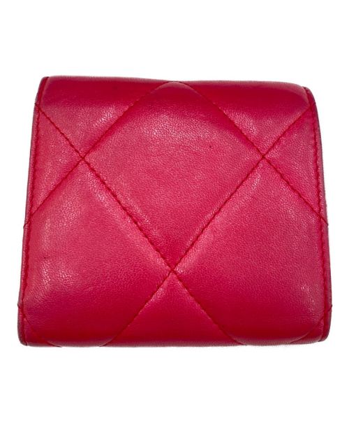CHANEL（シャネル）CHANEL (シャネル) 3つ折り財布 ショッキングピンクの古着・服飾アイテム