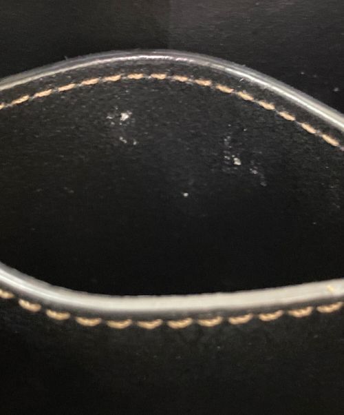 TOD'S（トッズ）TOD'S (トッズ) Tチャーム付ミニショルダーバッグ ダークネイビー サイズ:マイクロの古着・服飾アイテム